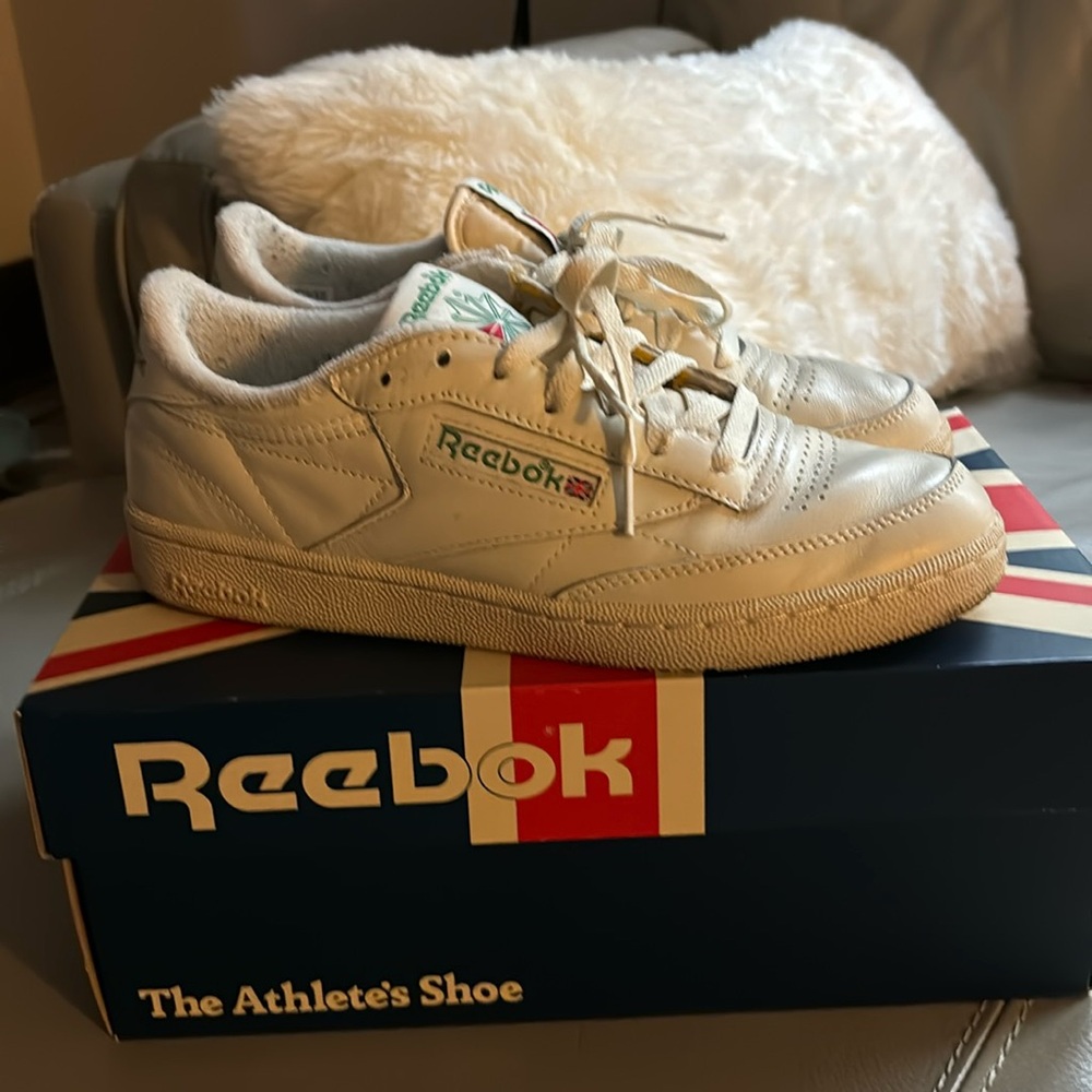 Reebok Club C 85 Vintage sneakers with box